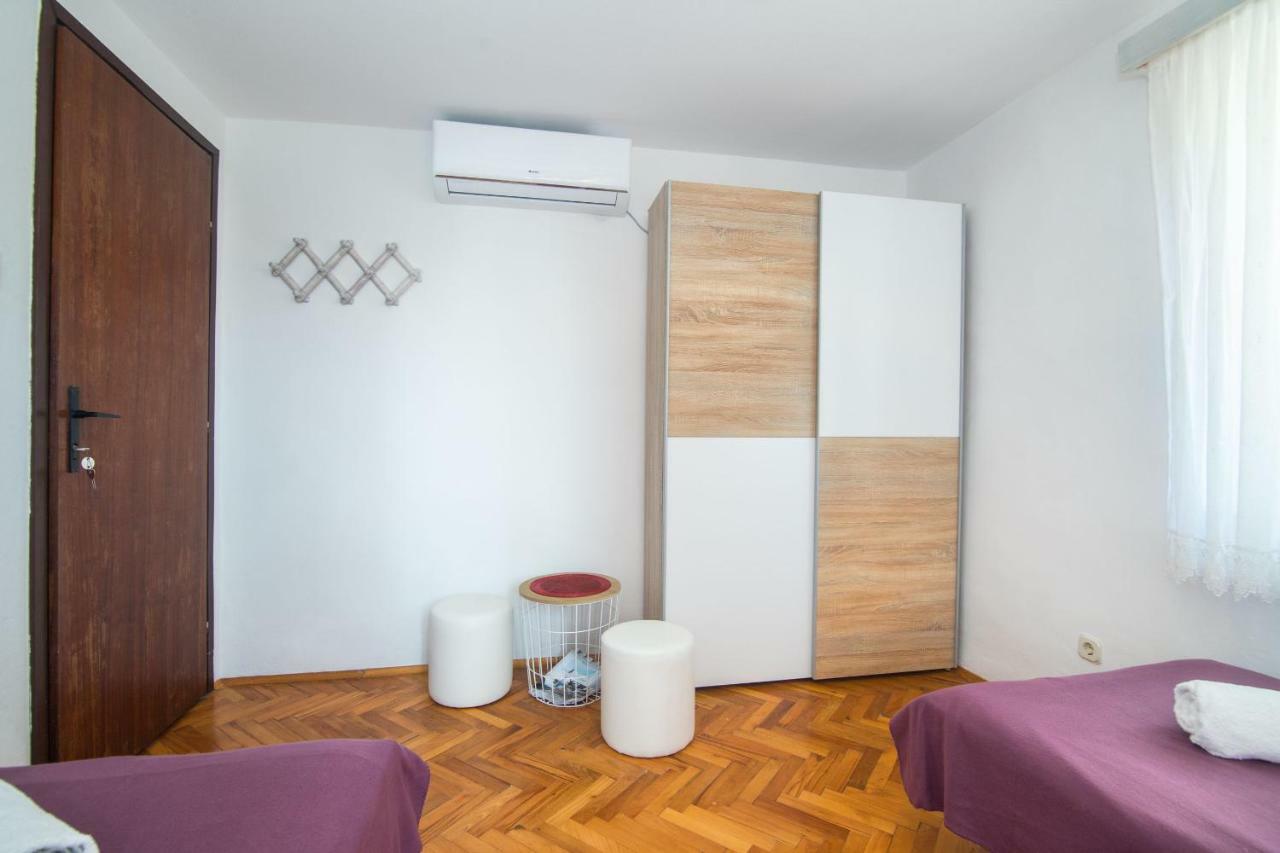 House Lotties Villa Stari Grad  Buitenkant foto